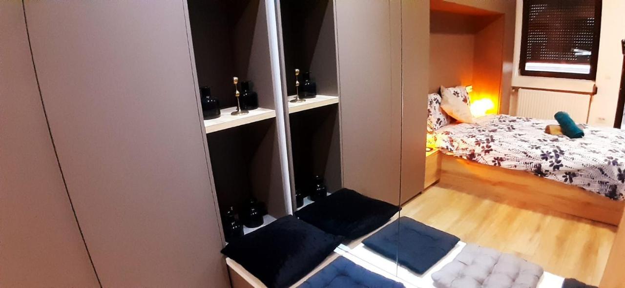 Best Ambiance Apartment And Vew In Center 부쿠레슈티 외부 사진
