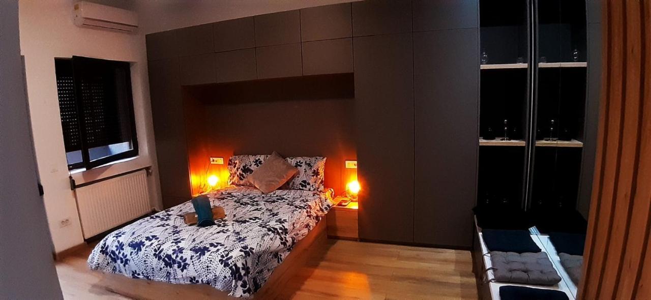 Best Ambiance Apartment And Vew In Center 부쿠레슈티 외부 사진
